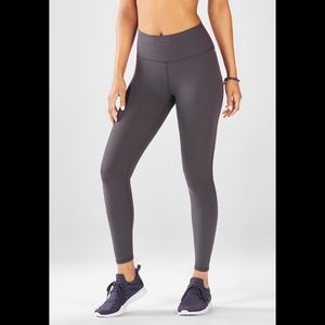 Fabletics High Waisted Powerhold 7/8 Legging